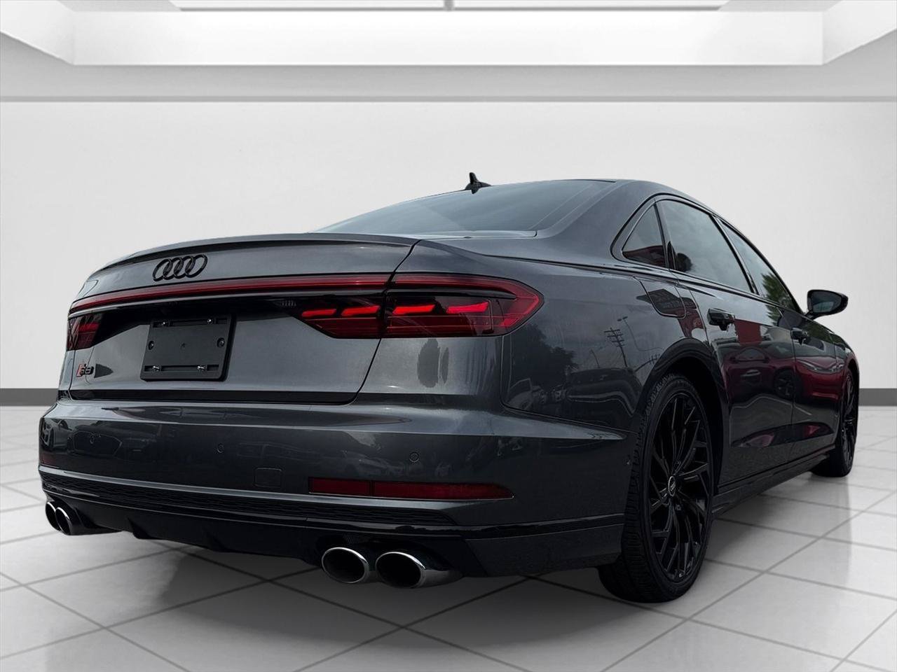 Used 2021 Audi S8 L AWD/4WD image 5