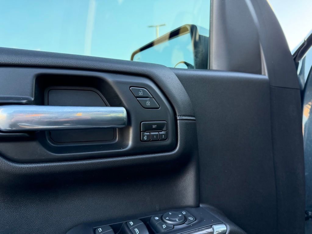 Used 2020 Chevrolet Silverado 1500 LTZ w/ LTZ Plus Package image 14