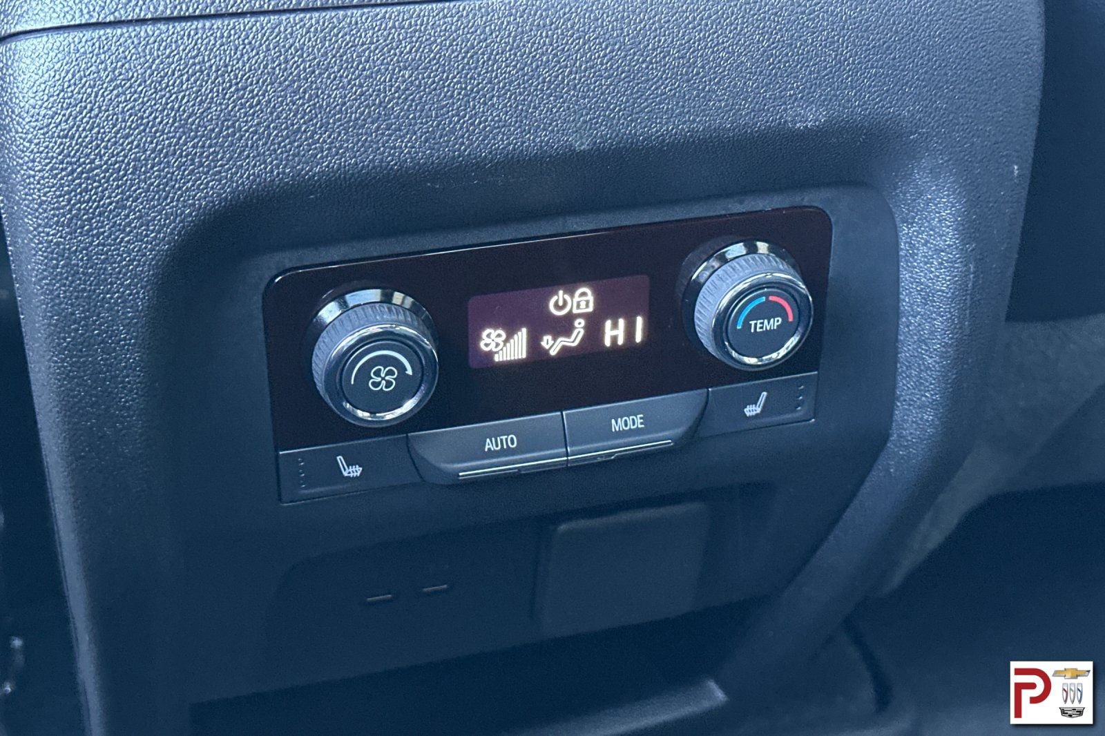 Certified 2024 Chevrolet Traverse RS image 14