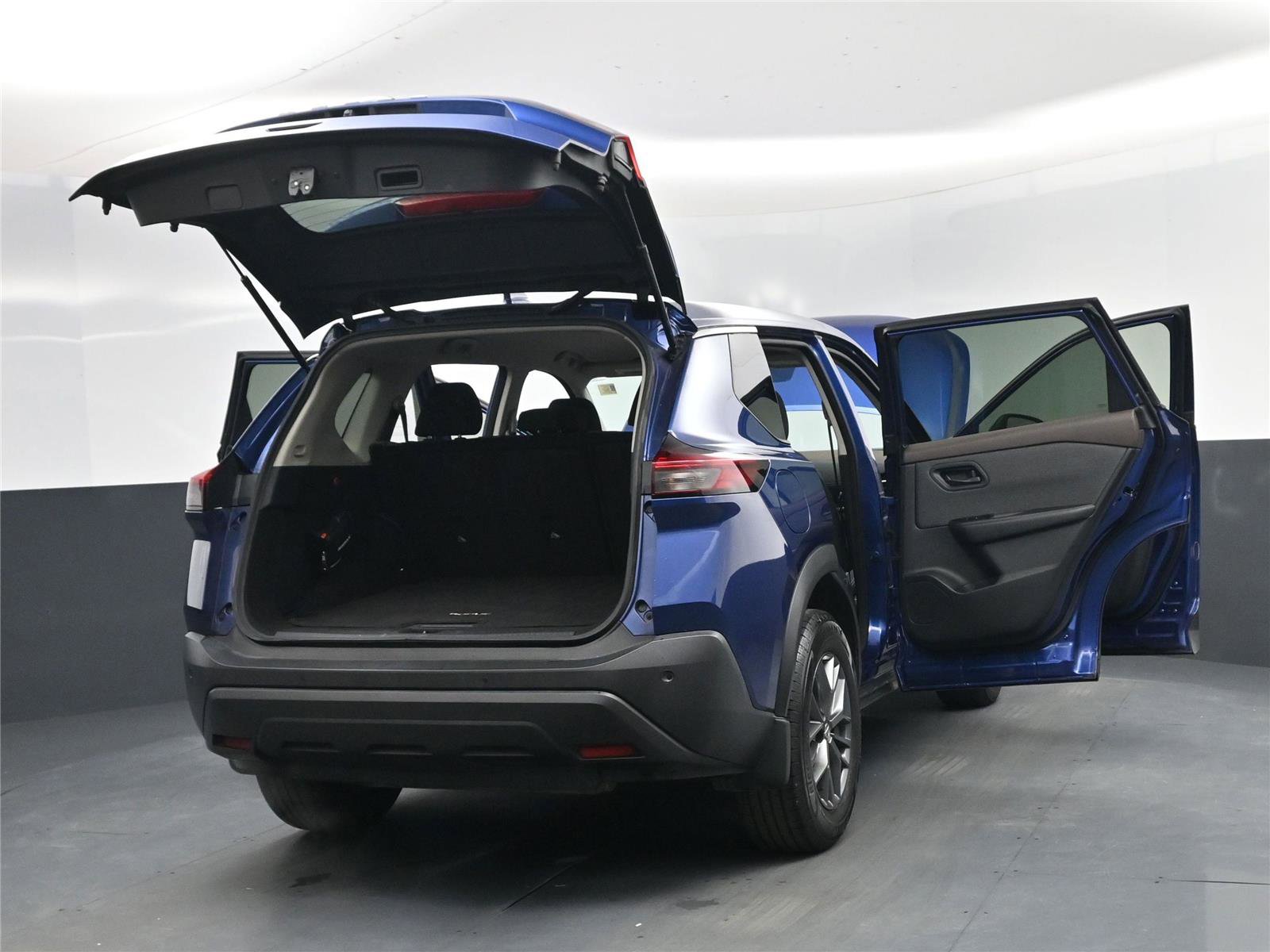 Used 2021 Nissan Rogue S image 28