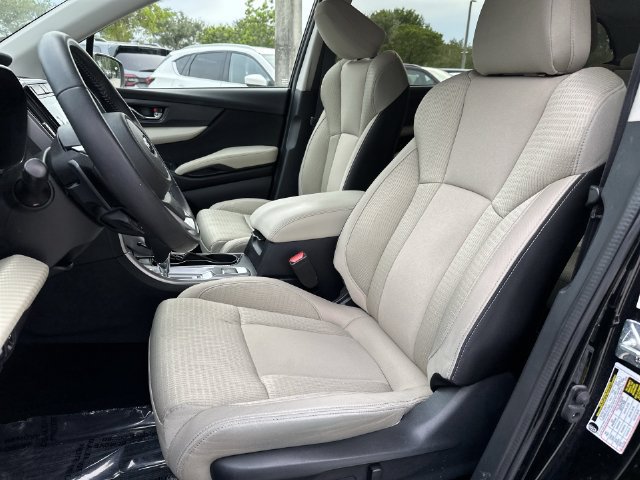 Certified 2022 Subaru Ascent Premium w/ Convenience Package AWD/4WD image 11