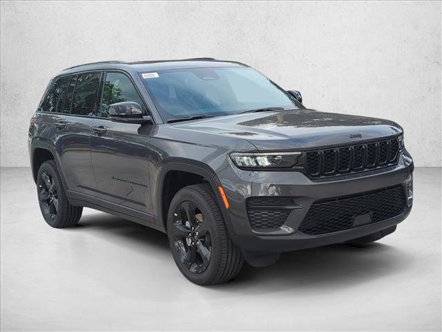 New 2025 Jeep Grand Cherokee Altitude image 7
