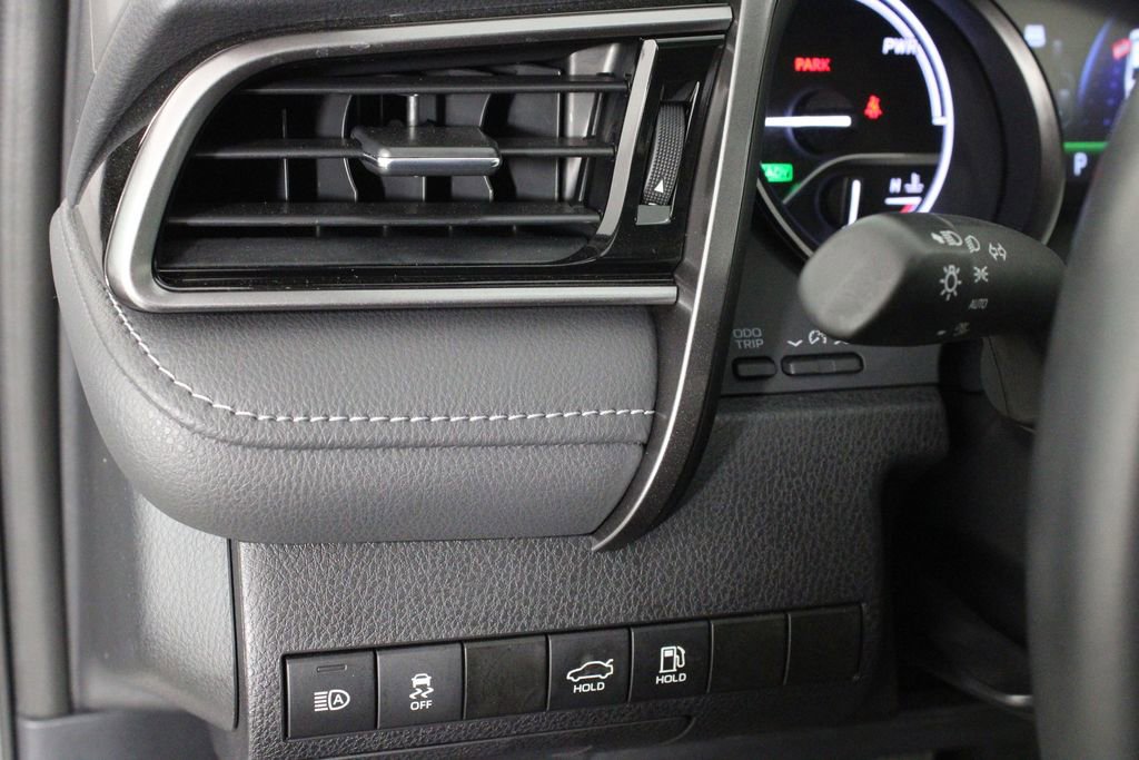 Used 2024 Toyota Camry XSE image 18