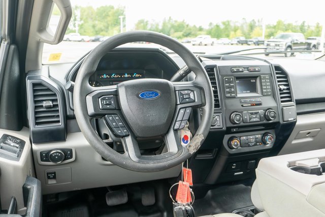 Used 2016 Ford F150 XL w/ Equipment Group 101A Mid AWD/4WD image 12