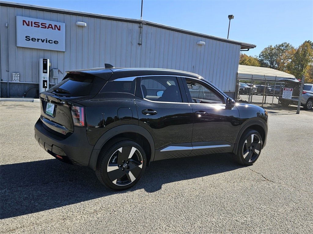 New 2026 Nissan Kicks SR image 12