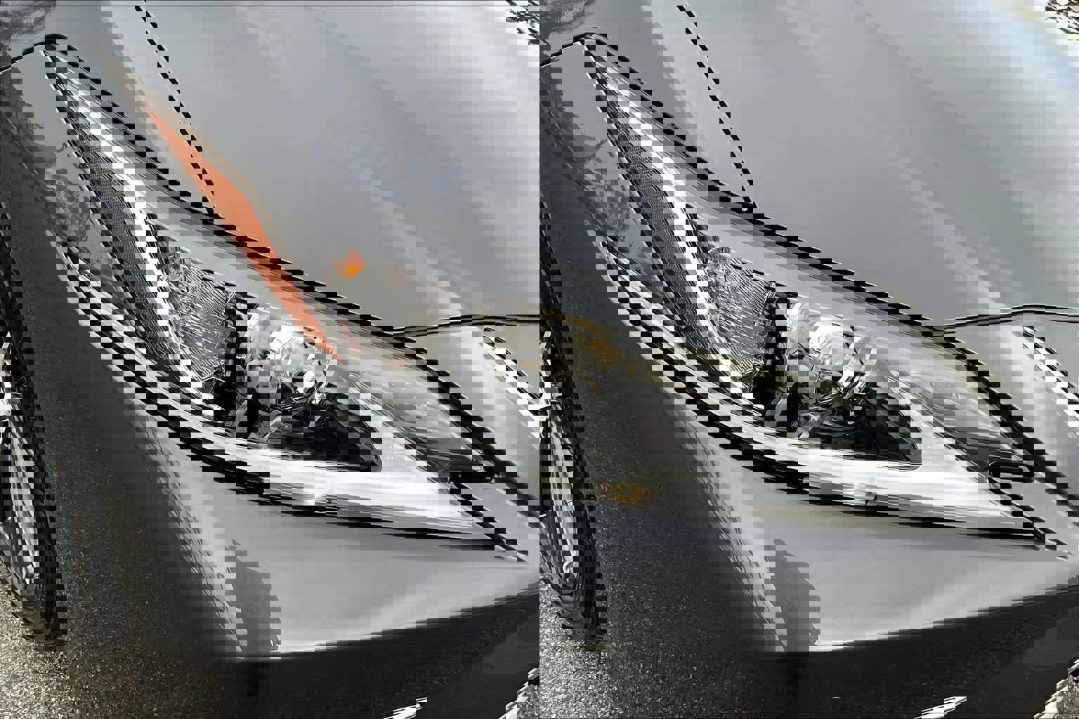 Used 2025 Lexus ES 350 w/ Premium Package image 26