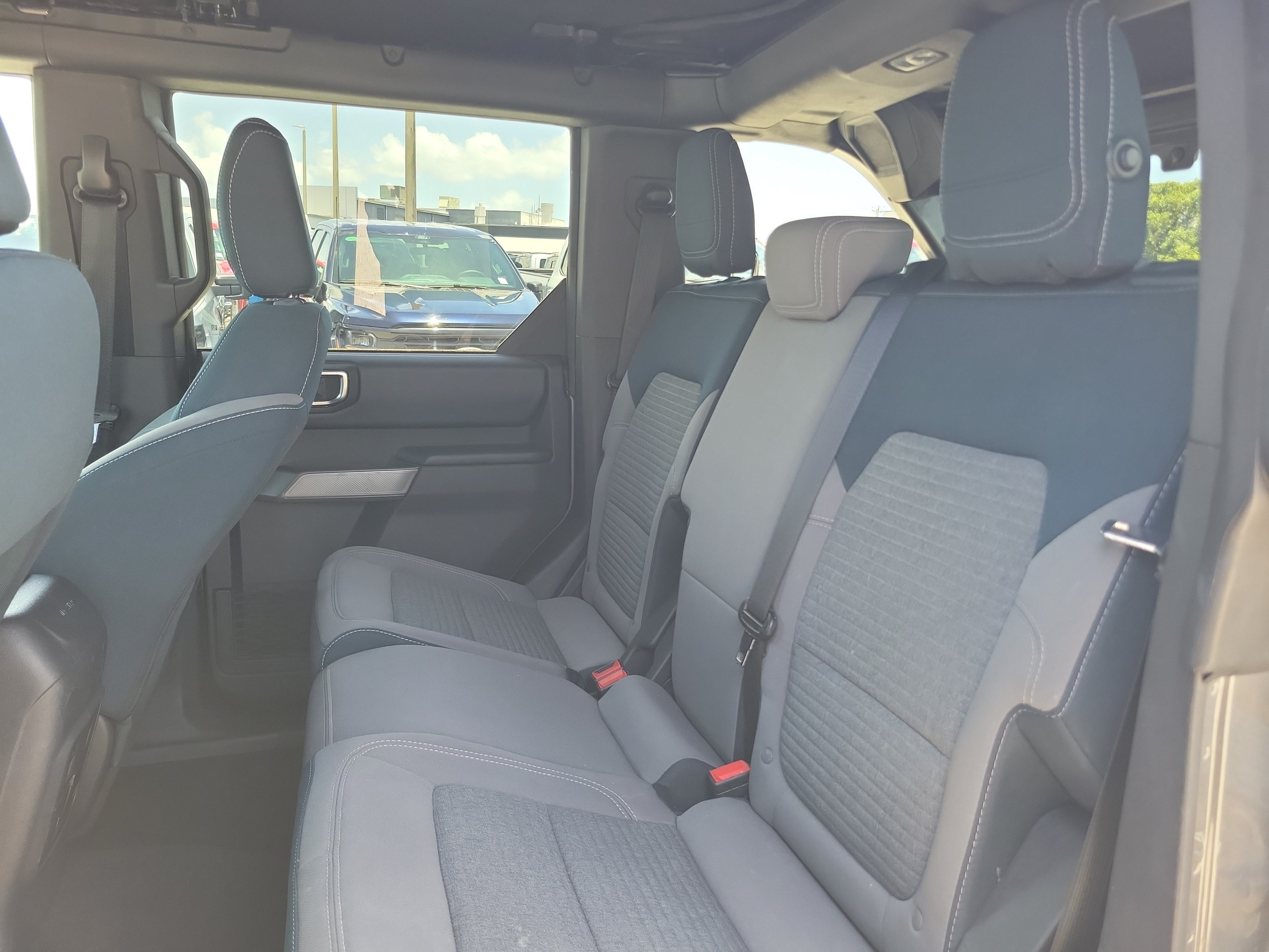 Used 2023 Ford Bronco Outer Banks AWD/4WD image 14