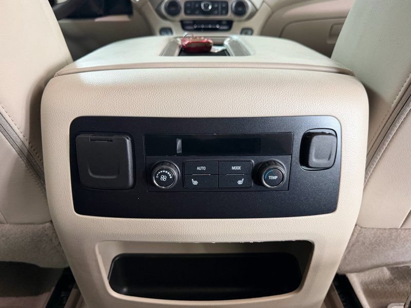Used 2019 GMC Yukon Denali AWD/4WD image 30
