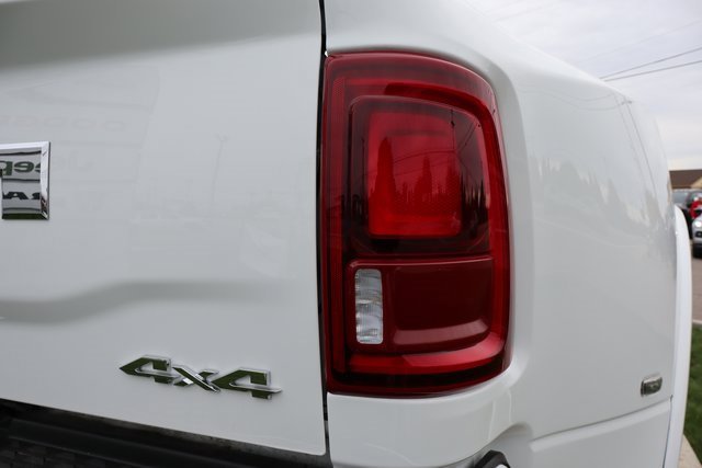 Used 2025 RAM 3500 Limited w/ Max Tow Package image 42