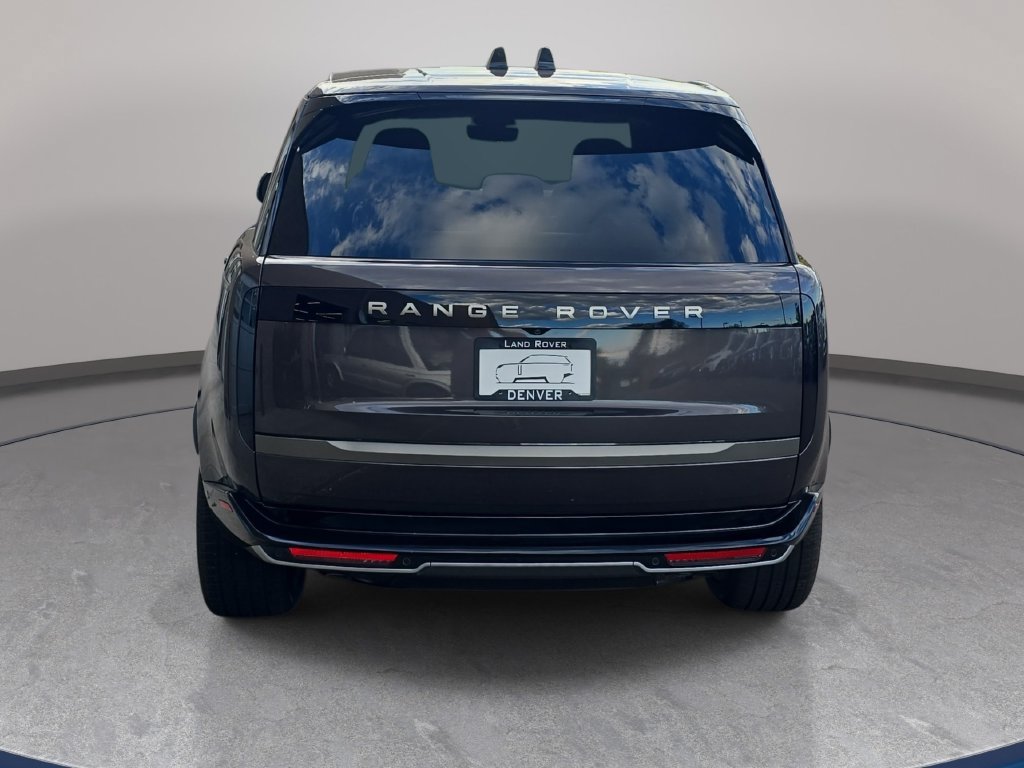 New 2027 Land Rover Range Rover Long Wheelbase SE AWD/4WD image 6