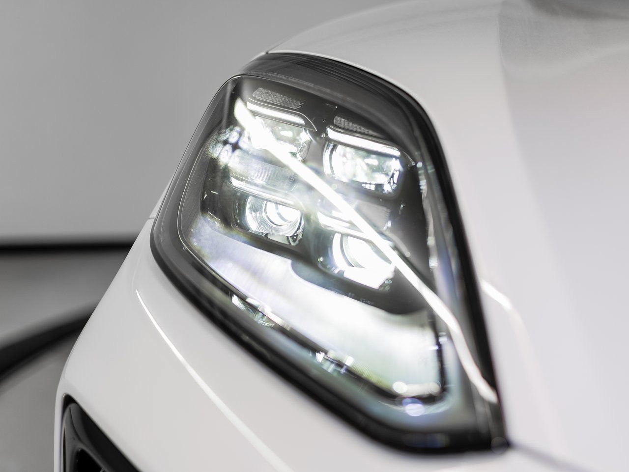 New 2026 Porsche Cayenne AWD/4WD image 13
