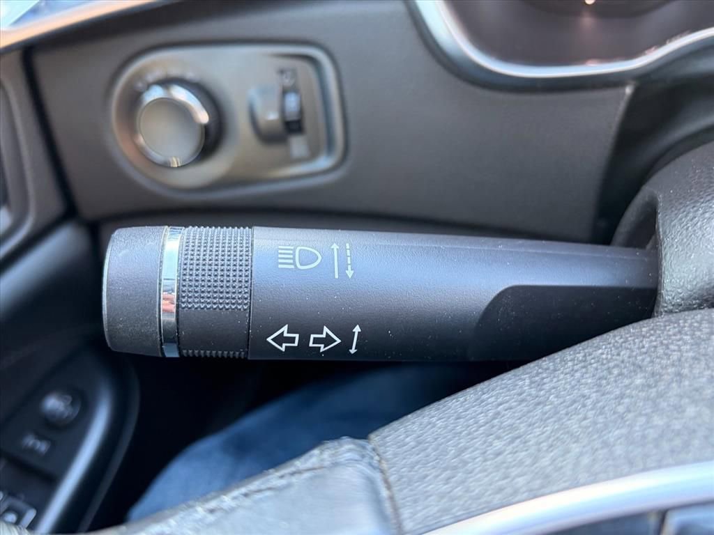 Used 2015 Cadillac SRX Luxury image 20