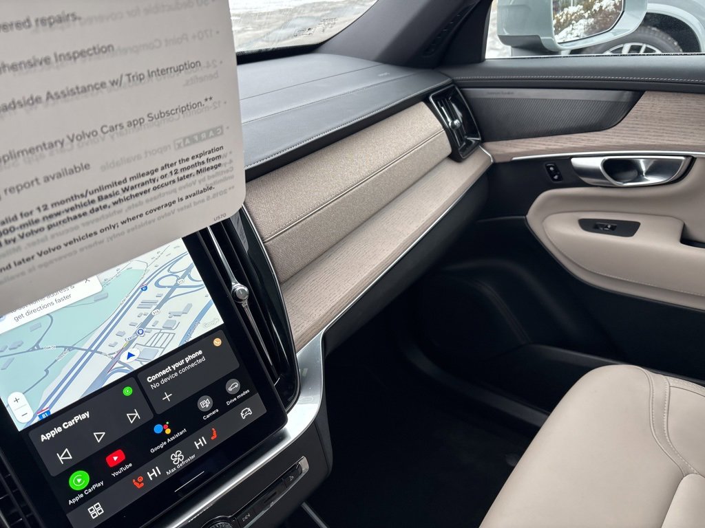 Certified 2025 Volvo XC90 B6 Plus image 33