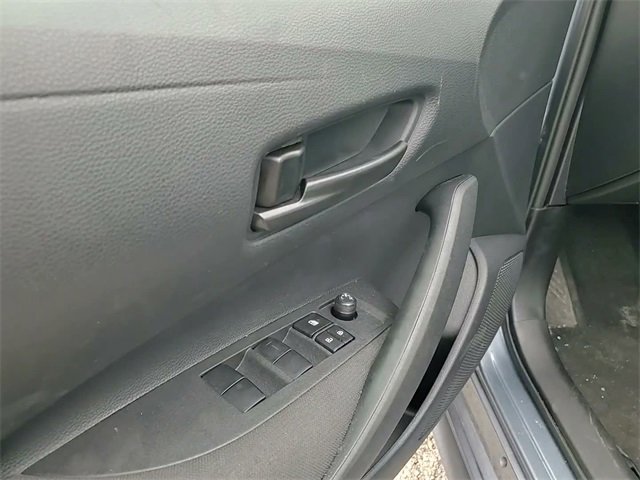 Certified 2025 Toyota Corolla LE image 10