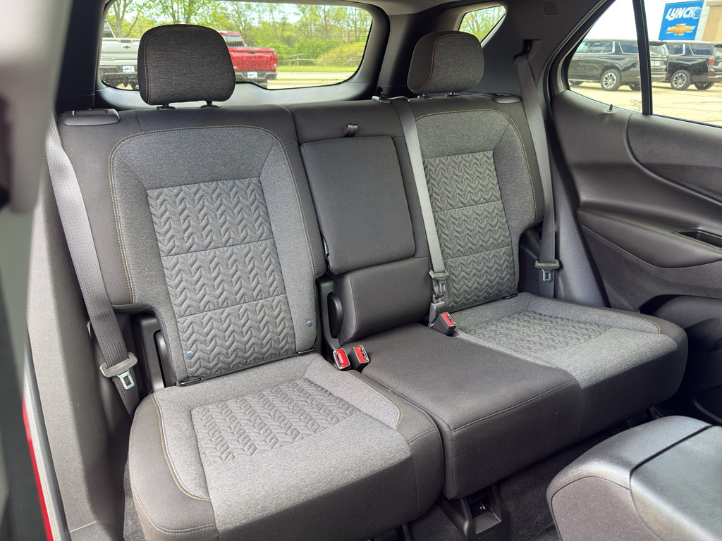 Used 2024 Chevrolet Equinox LT AWD/4WD image 37