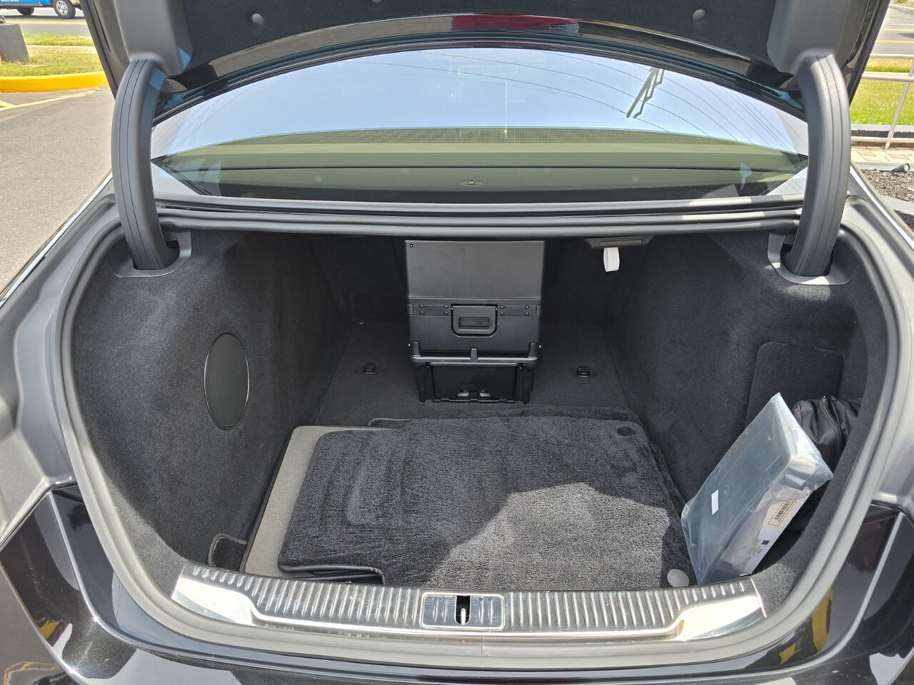 Used 2022 Mercedes-Benz Maybach S 580 4MATIC image 39