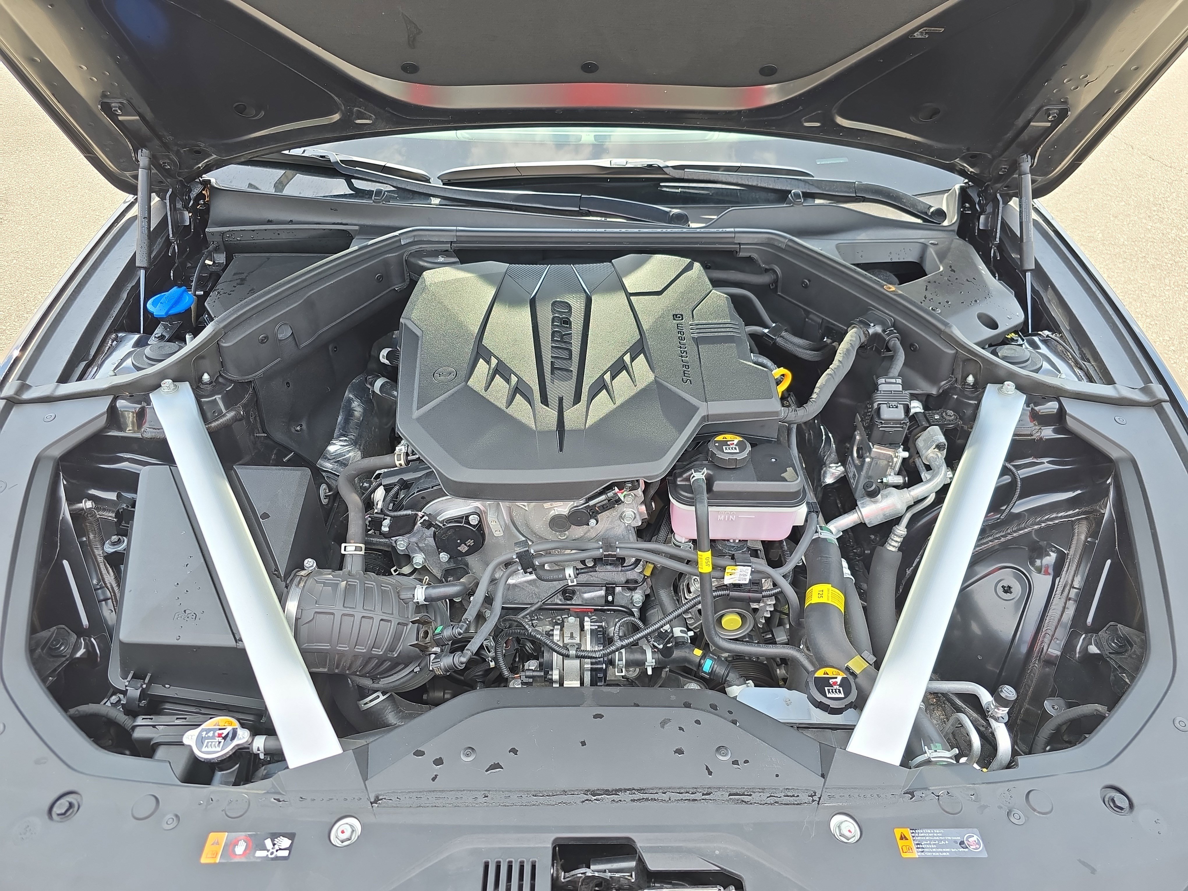 Used 2025 Genesis G70 2.5T AWD/4WD image 27