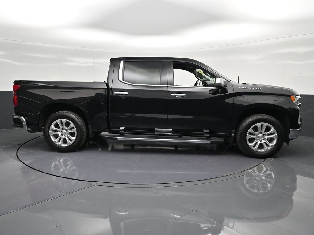 Used 2024 Chevrolet Silverado 1500 LTZ RWD image 4