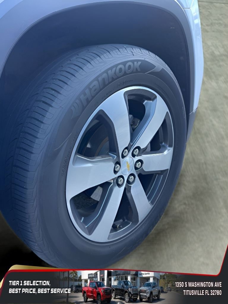 Used 2018 Chevrolet Traverse LT image 11