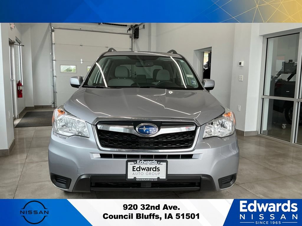 Used 2016 Subaru Forester 2.5i Premium w/ Popular Package #2 AWD/4WD image 3