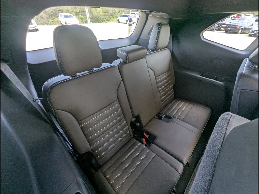 New 2026 GMC Acadia Denali Ultimate w/ LPO, Floor Liner Package image 15