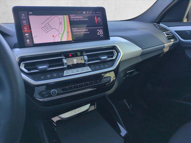 Certified 2025 BMW X4 xDrive30i w/ Premium Package AWD/4WD image 15