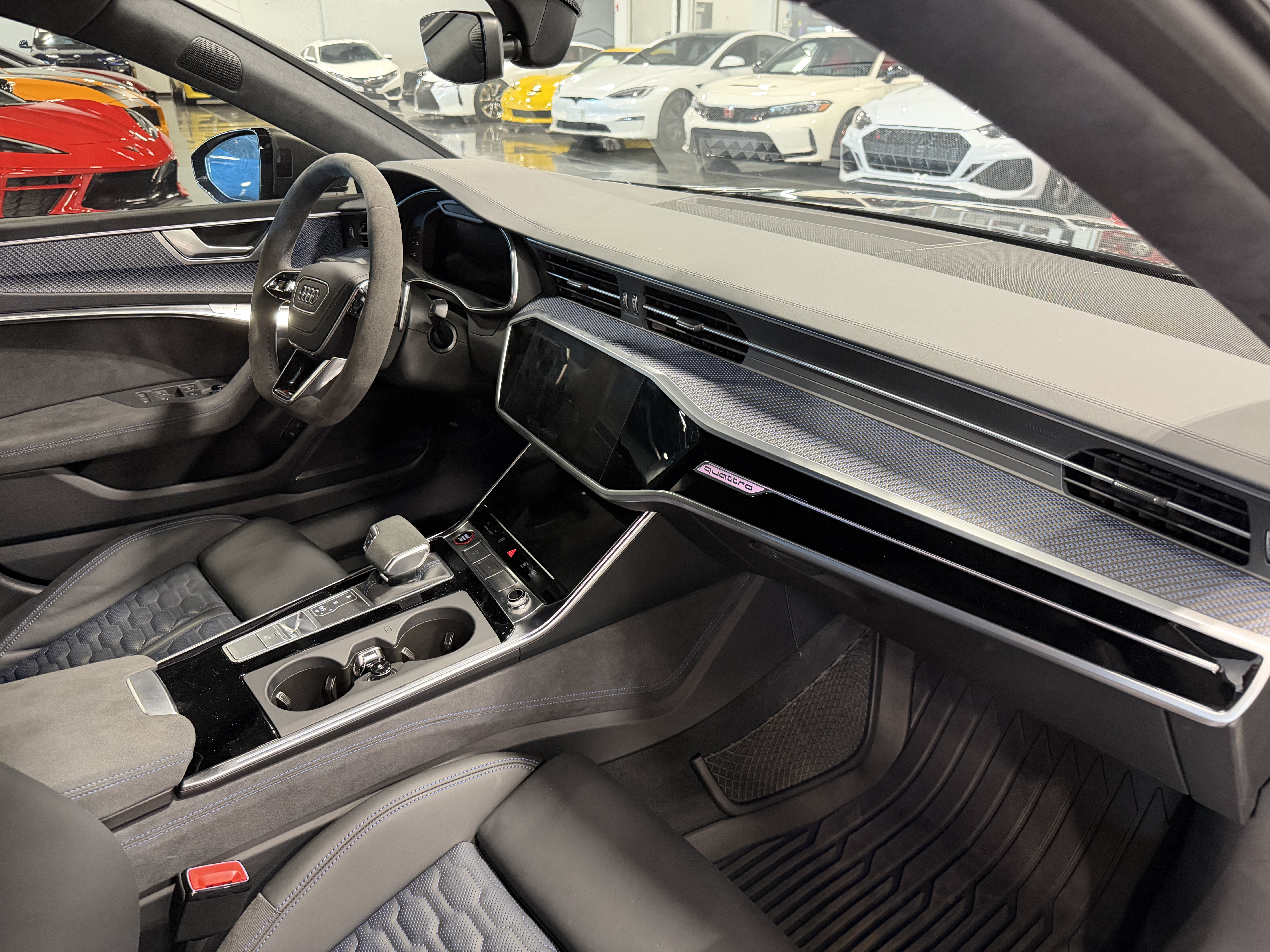 Used 2025 Audi RS 7 Performance AWD/4WD image 14