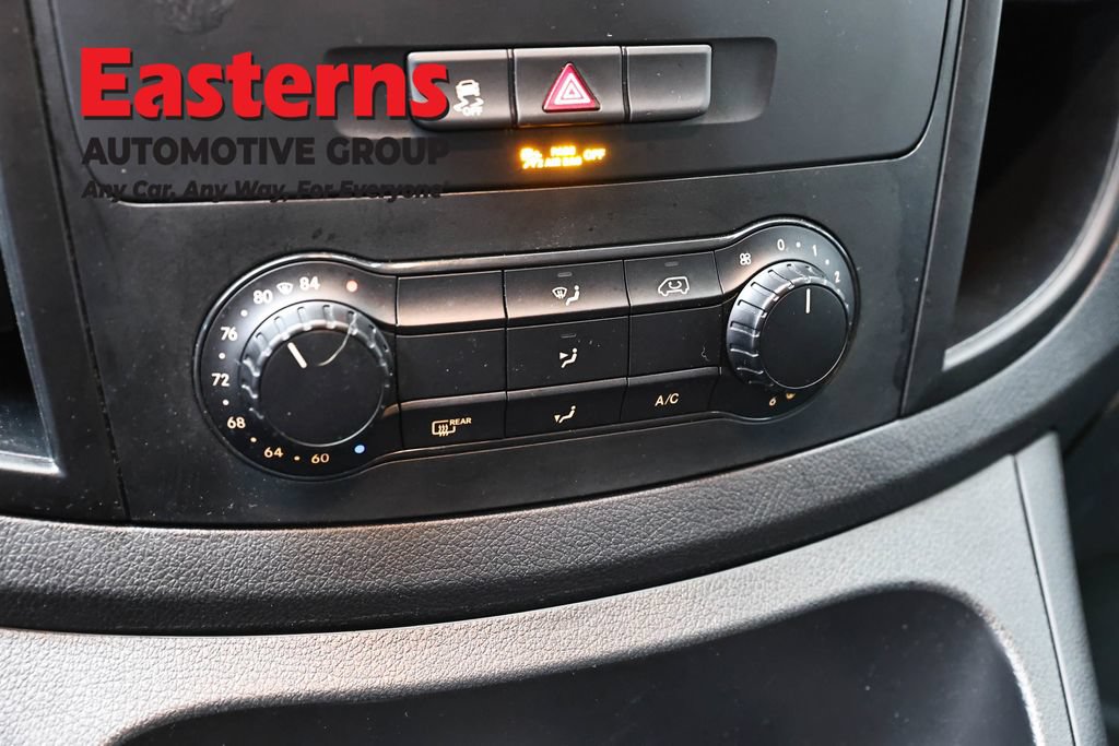 Used 2022 Mercedes-Benz Metris image 17