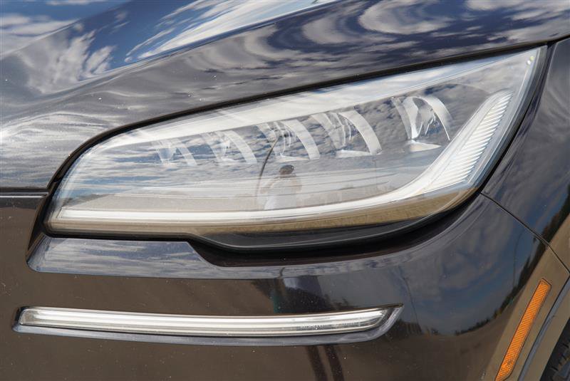 Used 2020 Lincoln Aviator Reserve AWD/4WD image 24