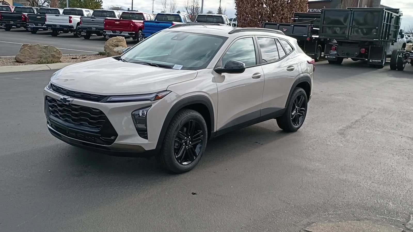 New 2026 Chevrolet Trax ACTIV w/ Sunroof Package