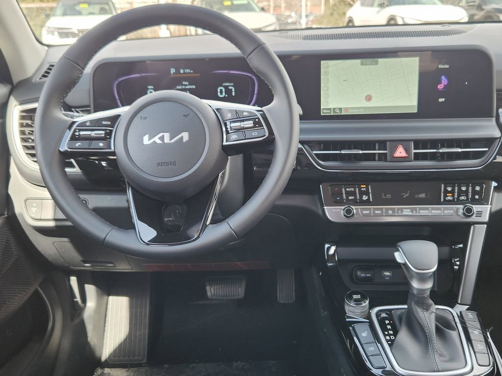 New 2026 Kia Seltos S image 11