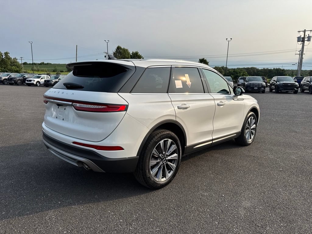 Used 2022 Lincoln Corsair Reserve w/ Elements Package AWD/4WD image 5