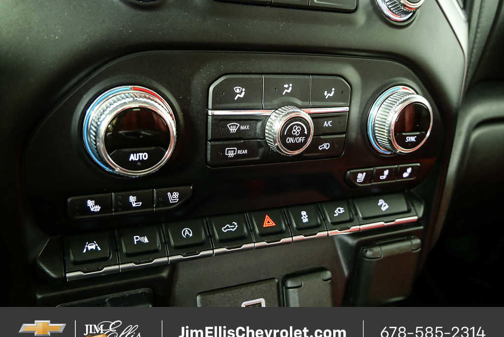 Used 2021 GMC Sierra 1500 SLT w/ SLT Premium Plus Package AWD/4WD image 18