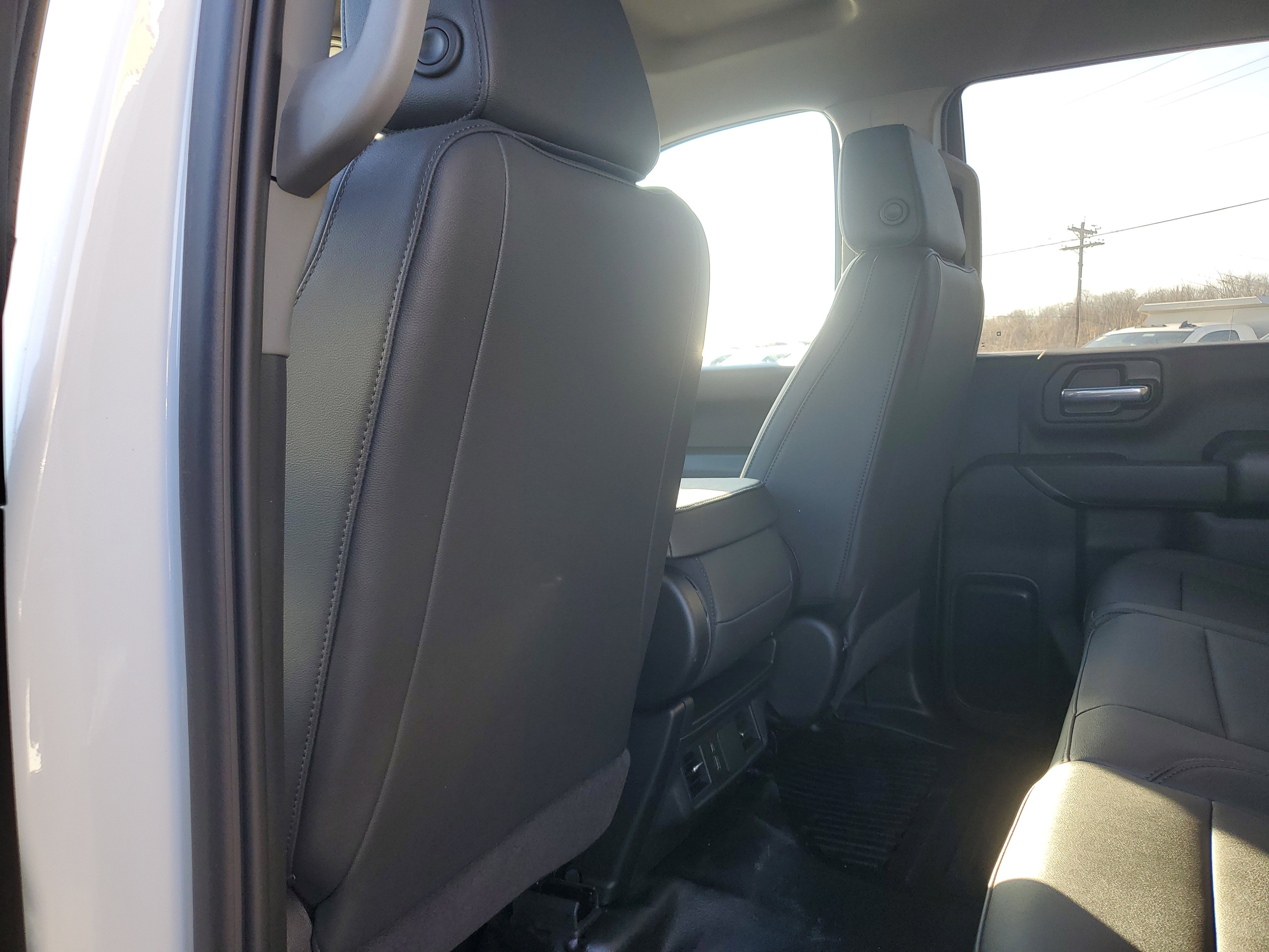 New 2025 GMC Sierra 3500 Pro w/ Convenience Package image 29