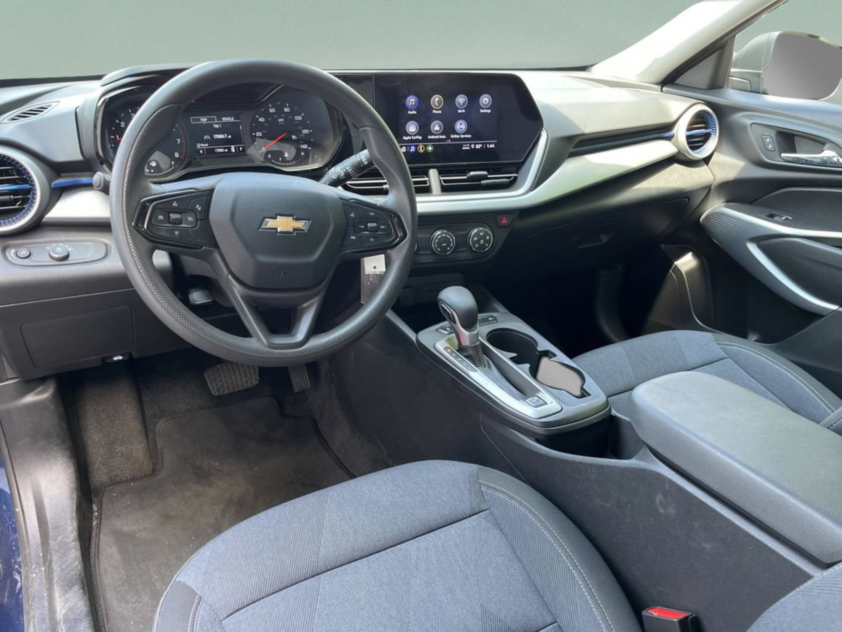 Used 2024 Chevrolet Trax LS FWD image 12