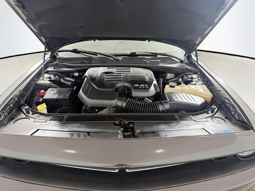 Used 2023 Dodge Challenger GT RWD image 13