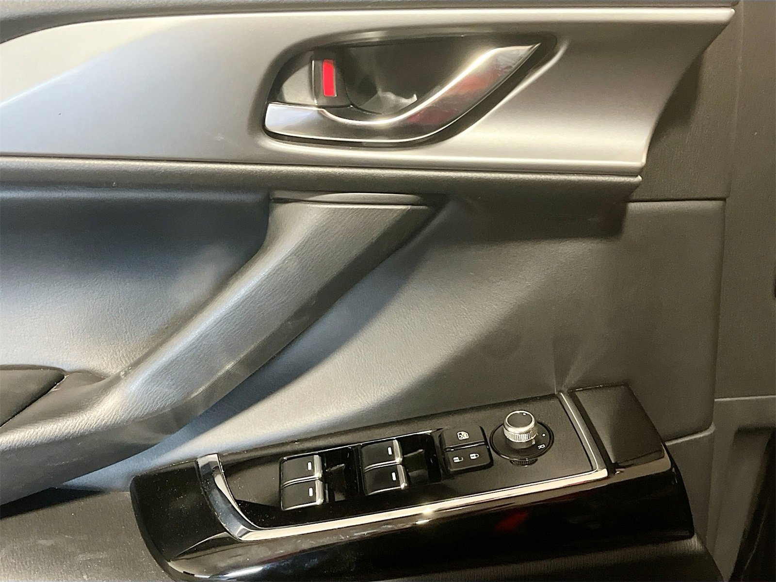 Used 2023 MAZDA CX-9 Touring Plus image 18