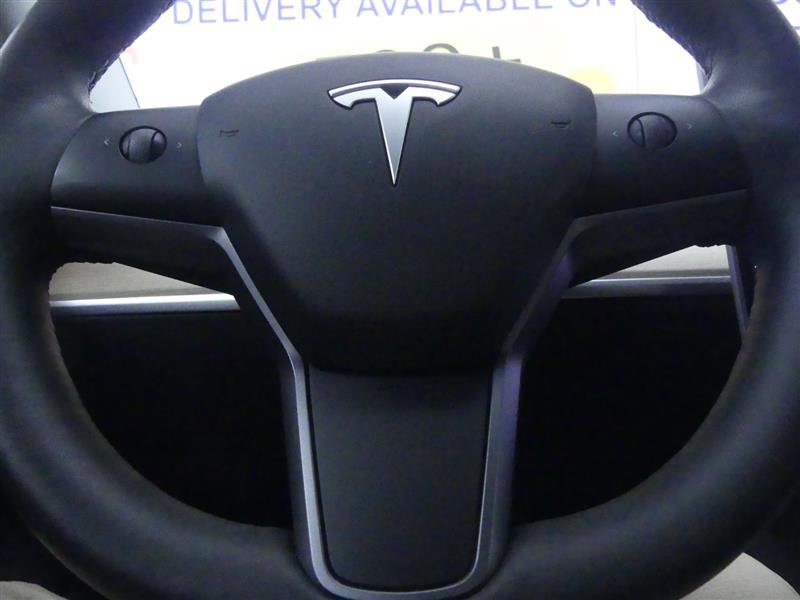 Used 2021 Tesla Model 3 Standard Range Plus image 16