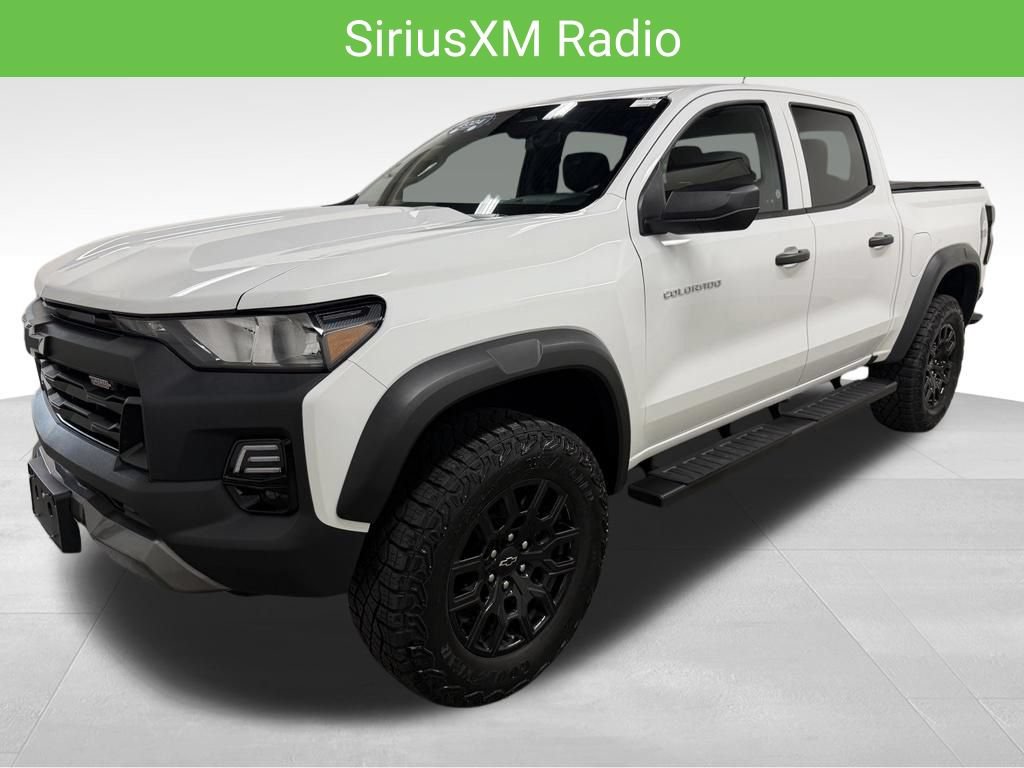 Certified 2024 Chevrolet Colorado Trail Boss w/ Advanced Trailering Package AWD/4WD image 7