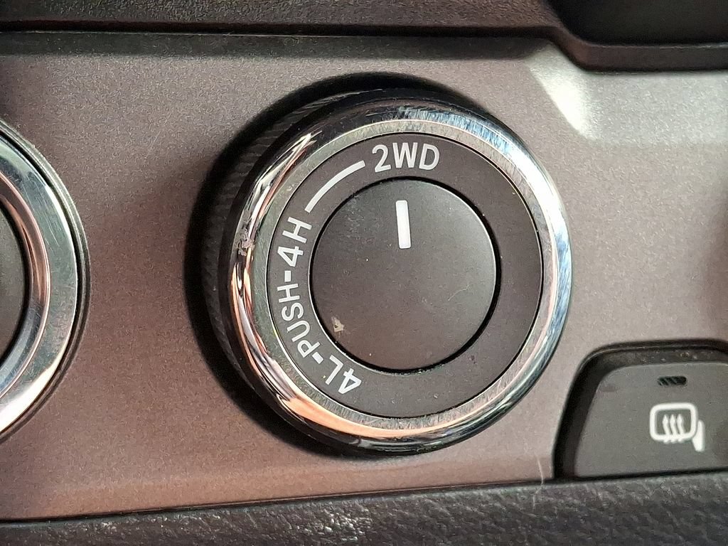Used 2022 Toyota Tacoma TRD Off-Road w/ TRD Premium Off Road Package AWD/4WD image 26