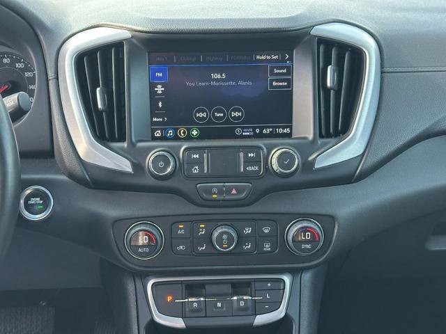 Used 2023 GMC Terrain SLT AWD/4WD image 14