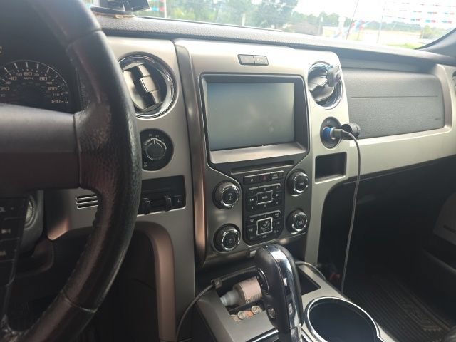 Used 2014 Ford F150 FX4 w/ Equipment Group 402A Luxury AWD/4WD image 6