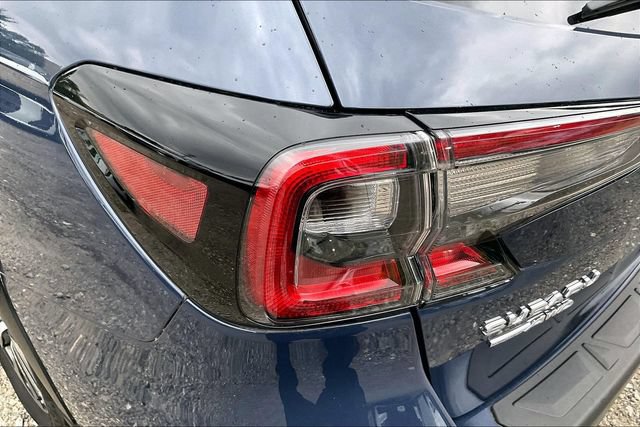 Used 2024 Subaru Outback Premium AWD/4WD image 29