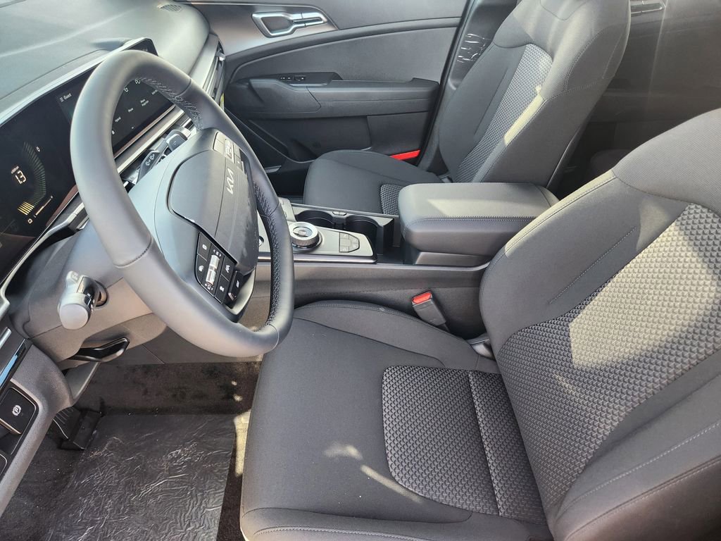 New 2026 Kia Sportage S image 8