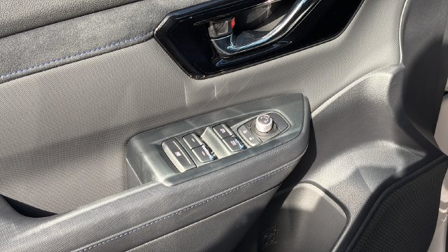 Used 2025 Subaru Forester Limited AWD/4WD image 19