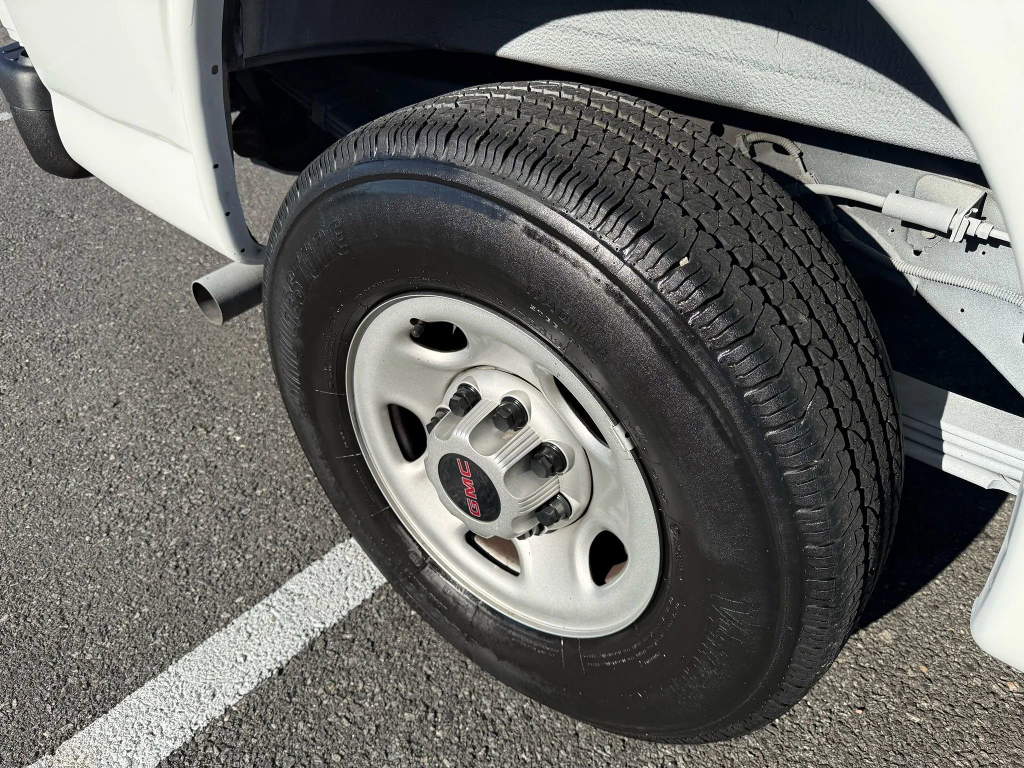 Used 2022 GMC Savana 2500 w/ Communications Package image 20