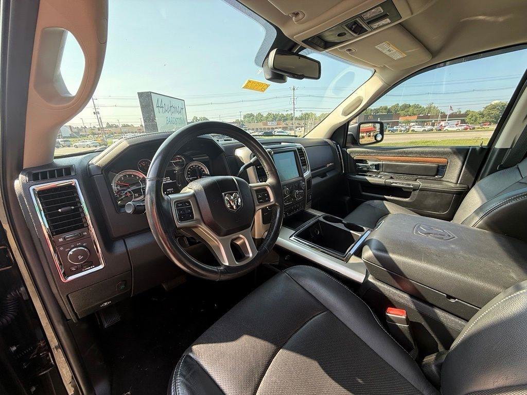 Used 2014 RAM 2500 Laramie w/ Black Appearance Group AWD/4WD image 10