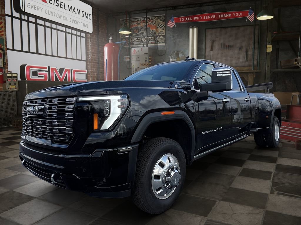 New 2026 GMC Sierra 3500 Denali Ultimate image 1