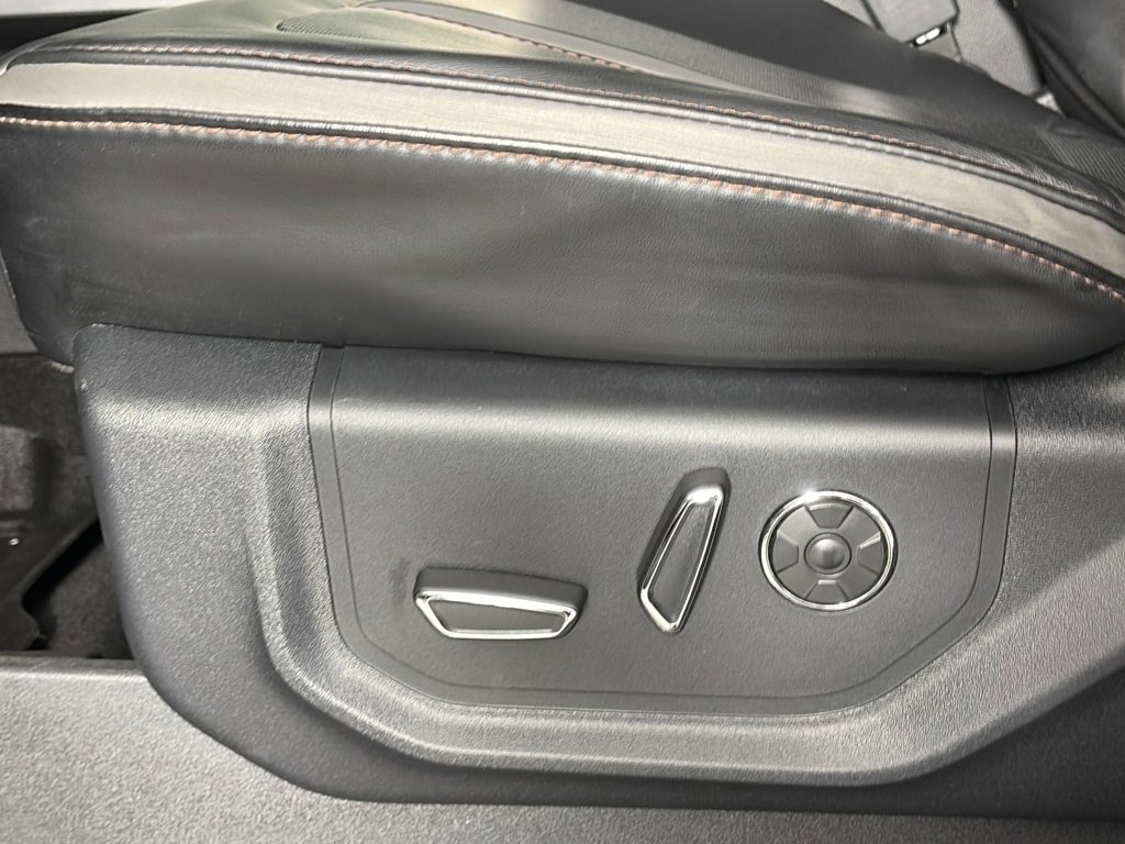 Used 2019 Ford F350 Platinum w/ Platinum Ultimate Package image 27