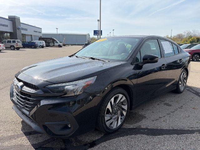 Certified 2025 Subaru Legacy Limited AWD/4WD image 3
